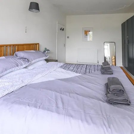 Headingley Central Apartment