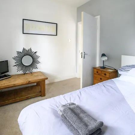 Headingley Central Apartment
